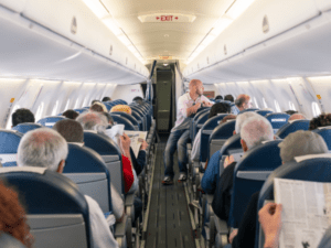 ¿Tiene un vuelo y está quedado en el paro? Esto puede hacer | Empresas | Negocios