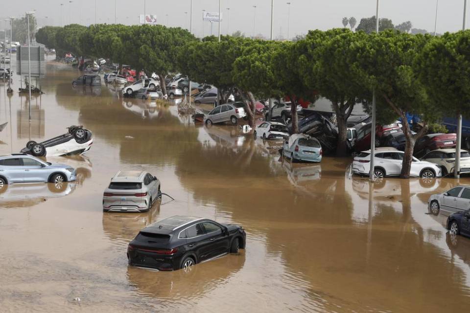 ¿Por qué las inundaciones en España dejaron tantos fallecidos?