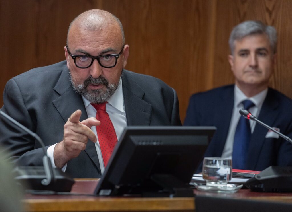 60 millones en adjudicaciones y 16,5 en comisiones, alquileres y chalets de lujo