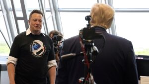 Advierten a Elon Musk que sorteos millonarios para fomentar el voto en EEUU pueden ser ilegales