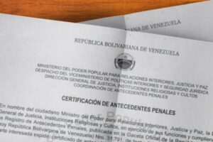 ¡Adiós a la página web caída! Ahora los antecedentes penales se tramitan en persona