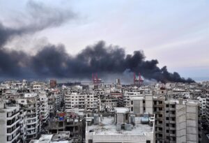 Al menos dos civiles heridos en un ataque atribuido a Israel en la ciudad de Latakia, en el oeste de Siria