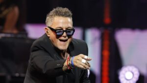 Alejandro Sanz recibirá reconocimiento a su trayectoria