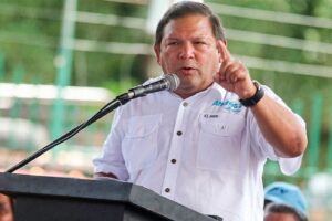 Andrés Velásquez: Alacranes lanzan anzuelo de las regionales, pero Maduro debe entregar primero