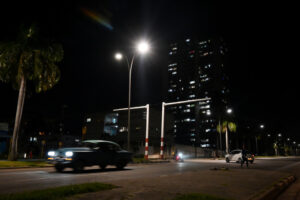 Apagón eléctrico en toda Cuba ensombrece su presente y su futuro : IPS Agencia de Noticias