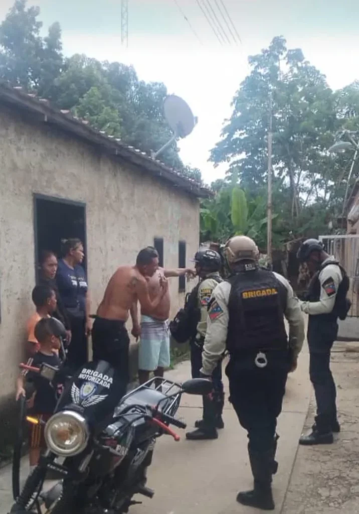 Arrestado  sujeto por amenazar con machete  a sus vecinos  en Tocuyito