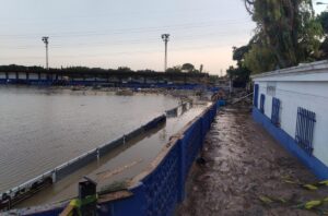 Así ha quedado el campo del Paiporta CF tras el paso de la DANA