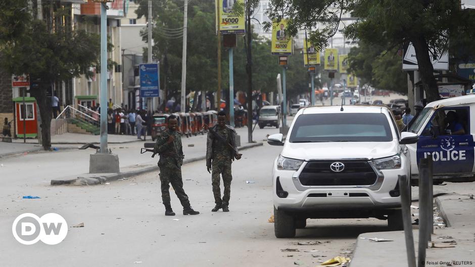 Atentado suicida en Somalia deja al menos siete muertos – DW – 18/10/2024