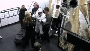Aterrizó la cápsula de SpaceX con cuatro astronautas varados hacía meses en el espacio