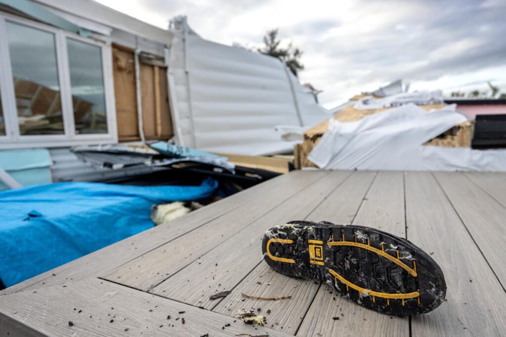 Aumentan a cuatro los muertos por Milton, que sale ya de la península de Florida - AlbertoNews