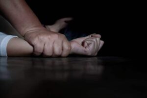 Barbero se ganó la confianza de una familia para violar a niña de 12 años en Los Teques