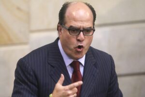 Borges critica a dirigentes políticos que ya están pensando en las elecciones parlamentarias “sin lograr materializar el triunfo del 28J”