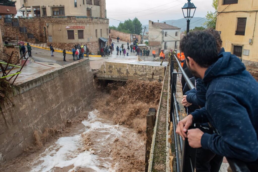 Buscan a siete desaparecidos, seis en Letur (Albacete) y uno en L'Alcúdia (Valencia), por la DANA