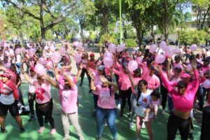Caminata Rosa llenó de esperanza las calles de Tanaguarena