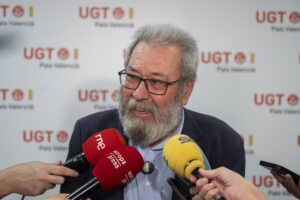 Cándido Méndez dice que el Gobierno ha roto sus señas de identidad del feminismo y la lucha contra la corrupción