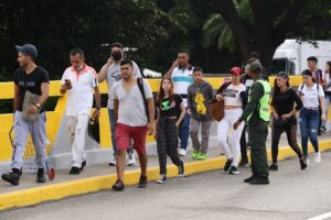 Casi 1700 venezolanos han solicitado refugio en Colombia tras presidenciales