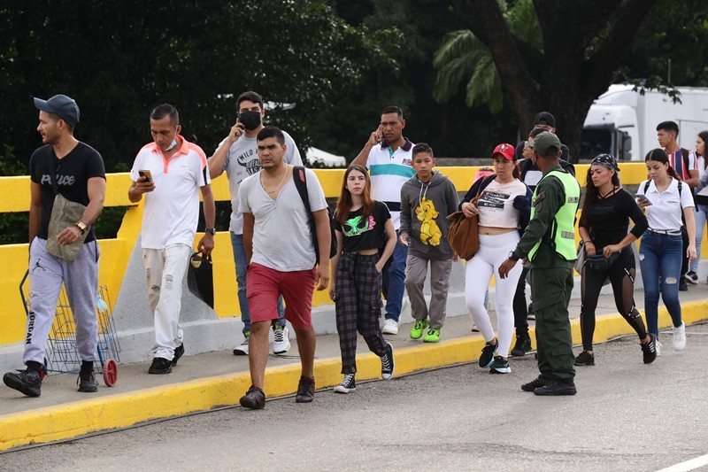 Casi 1700 venezolanos han solicitado refugio en Colombia tras presidenciales