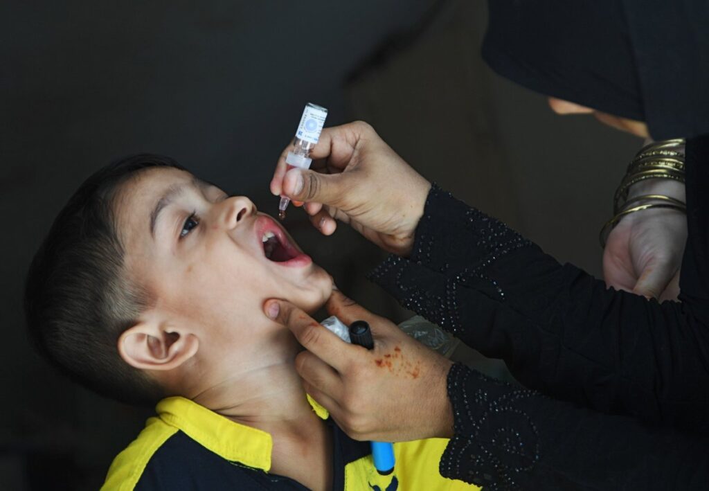 Caso de polio en Venezuela está bajo control, confirman académicos de la Medicina