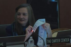 Centro Carter muestra actas de votación en la OEA e insiste en poca transparencia del 28J
