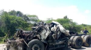 Colisión de vehículo de carga deja un fallecido en Anzoátegui