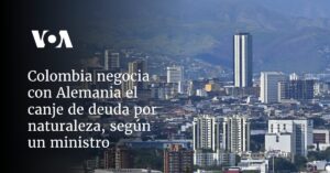 Colombia negocia con Alemania el canje de deuda por naturaleza, según ministro