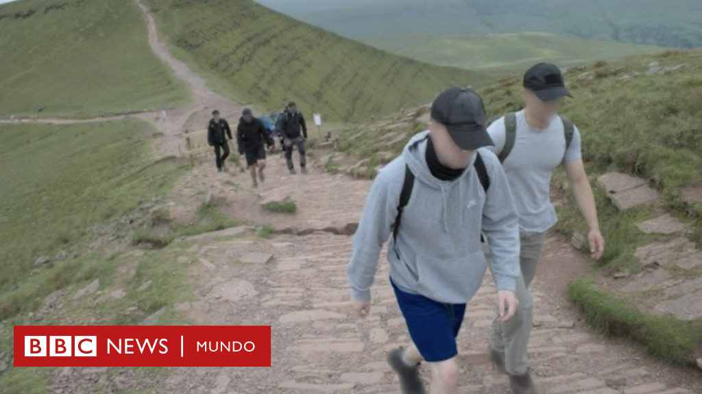 Cómo un grupo neonazi está usando clubes deportivos para reclutar jóvenes y construir una "milicia" en Reino Unido, EE.UU. y Europa