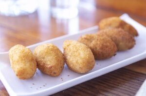 Consumo alerta de la presencia de 'Salmonella' en todas las variedades de croquetas congeladas de Las Croquetas de Fer