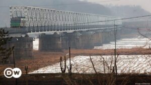 Corea del Norte confirma destrucción de vías hacia el Sur – DW – 17/10/2024