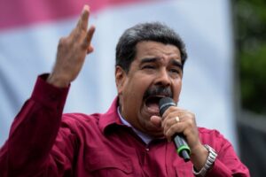 “Corruptos que se aprovechan del poder y traicionan al pueblo” (+Video)