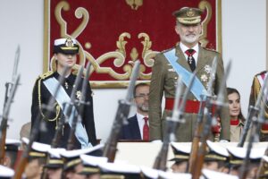 El error de la princesa Leonor que ha provocado una sonrisa a Felipe VI en el desfile del 12 de octubre