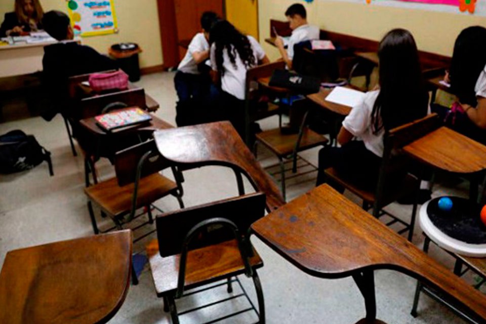 Decano de la UCAB advierte que el Estado tiene un "rol irrenunciable" en la educación