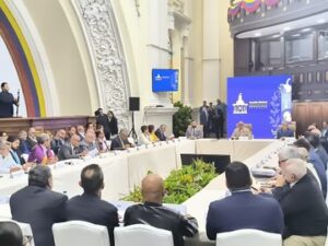 Definen tres comisiones tras inicio de diálogo en la AN