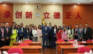 Delegación del Psuv llega a Shanghai con agenda de trabajo y capacitación