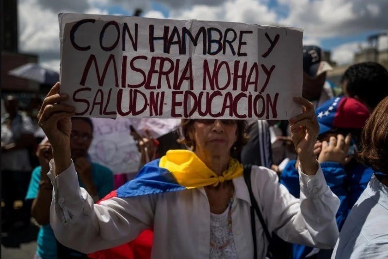 Denuncian que más de la mitad de los docentes venezolanos se encuentran por debajo de la línea de pobreza