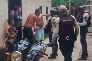Detenido en Tocuyito por amenazar a sus vecinos con un machete