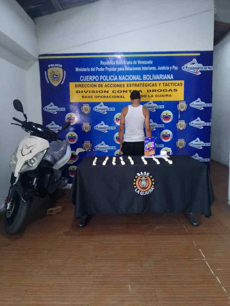 Detienen a sujeto con 40 envoltorios de presunta cocaína