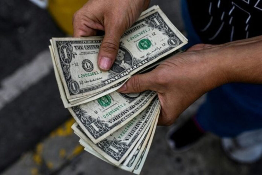 Dólar oficial marca un nuevo récord tras superar los 40 bolívares