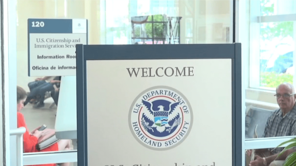 EEUU abre inscripción de Lotería de Visas 2026. ¿Quién puede aplicar y cómo hacerlo?
