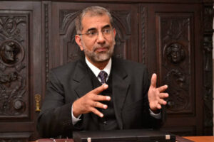 Victor Alvarez economista
