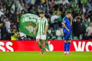 El Betis se hace un lío ante el Copenhague en la Conference League