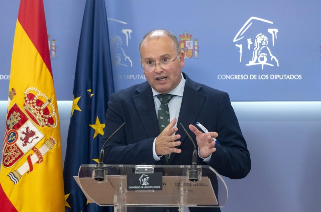 El PP cancela las conversaciones con el Gobierno sobre la crisis migratoria de Canarias por "rechazar la ayuda" de la UE
