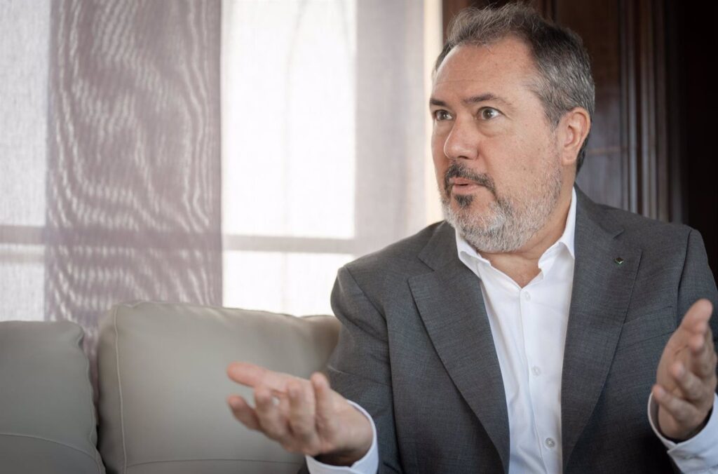 El PSOE llevará al TC la decisión del presidente del Senado de dar por vetada la ley que beneficia a presos etarras