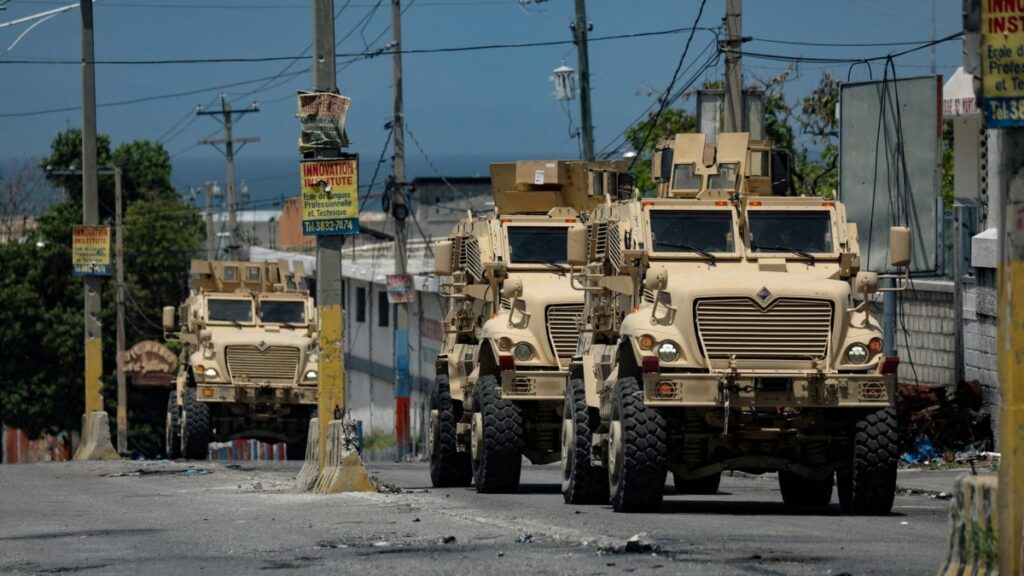 El Salvador establece protecciones judiciales para contingente militar enviado a Haití