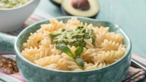 El error que cometes al cocer la pasta que puede hacer que engordes