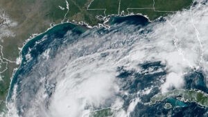 El huracán Milton amenaza a México y EE.UU. como una "tormenta monstruosa" que rompe récords históricos - AlbertoNews