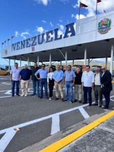 Empresarios colombianos rumbo a la Asamblea Anual de Fedecámaras