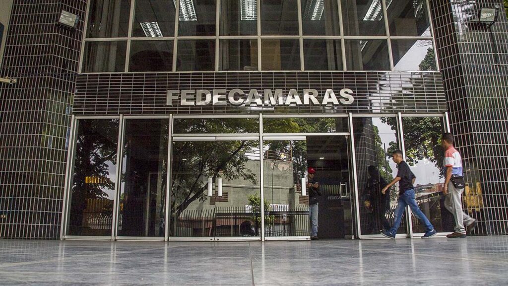 Empresarios de Venezuela denuncian "voracidad" fiscal y "limitado" financiamiento bancario