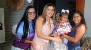En Carabobo Nancy de Lacava entregó ayudas sociales en Fundaniño - Yvke Mundial