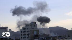 Estados Unidos vuelve a bombardear objetivos en Yemen – DW – 04/10/2024
