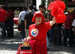 Fallece Gloria Marlene Venegas, mejor conocida como la «Caperucita Roja» de Chacao - Correo del Orinoco